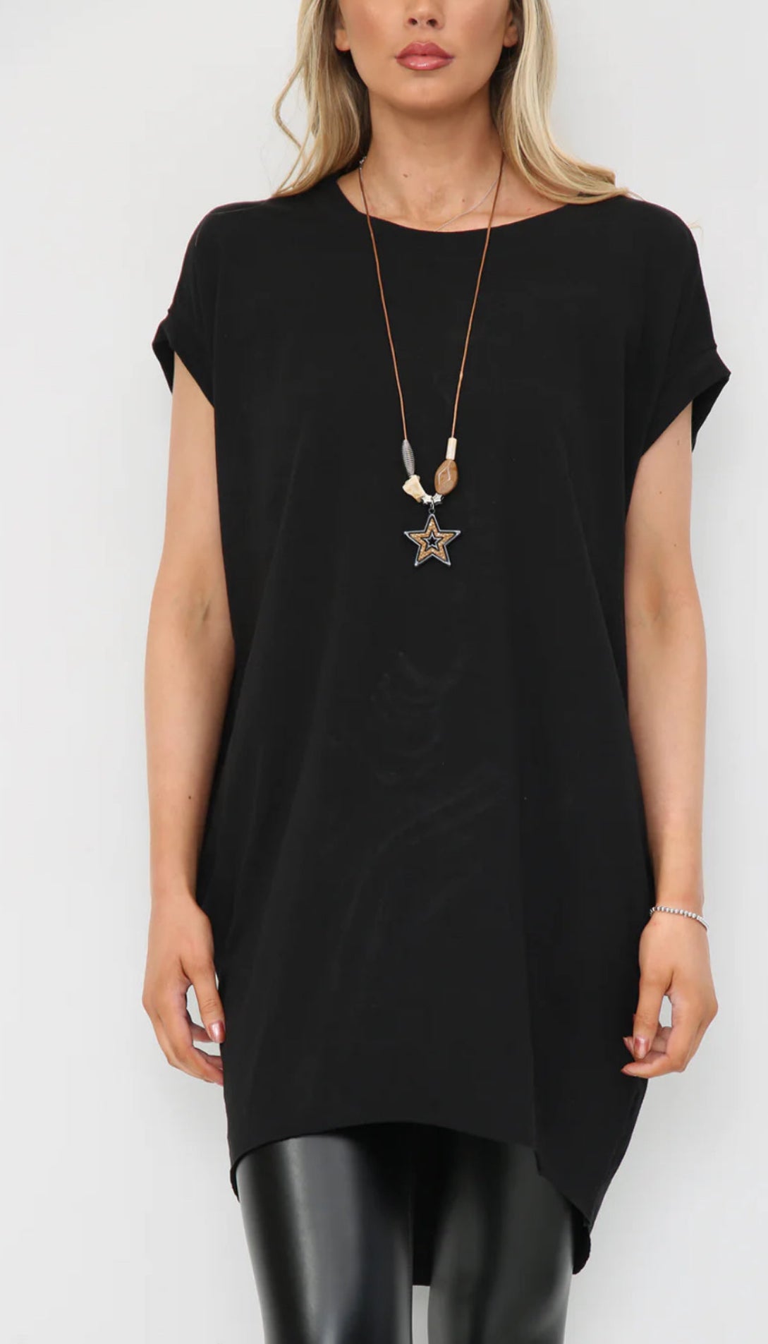 Necklace Pocket T Shirts - 10 colours