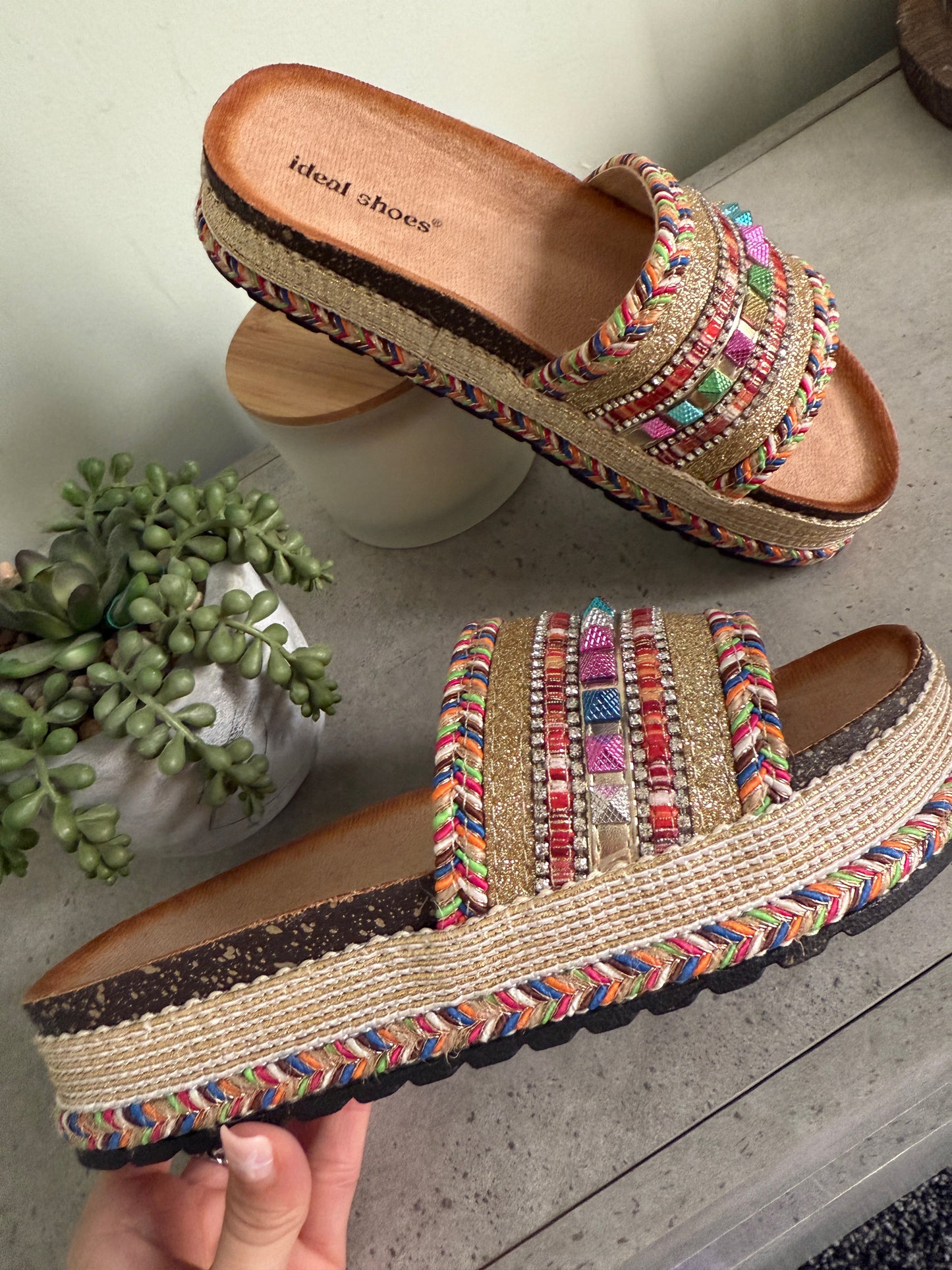 Boho Flatform Sliders - Multi