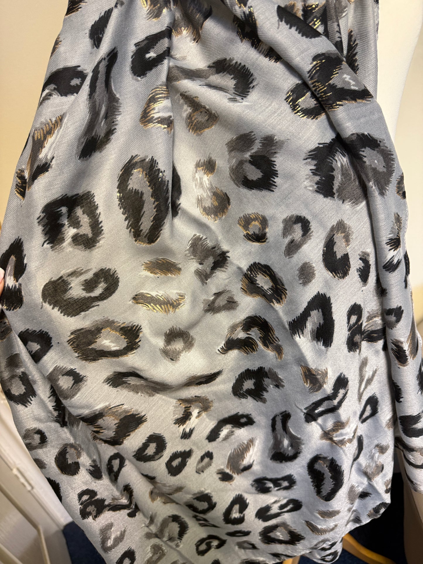 Leopard Print Scarf - Grey