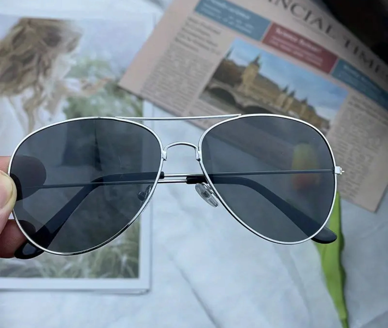 Aviator Sunglasses - Silver/Grey