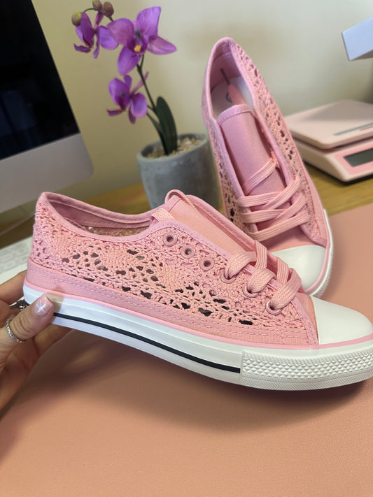Lace Pumps - Pink