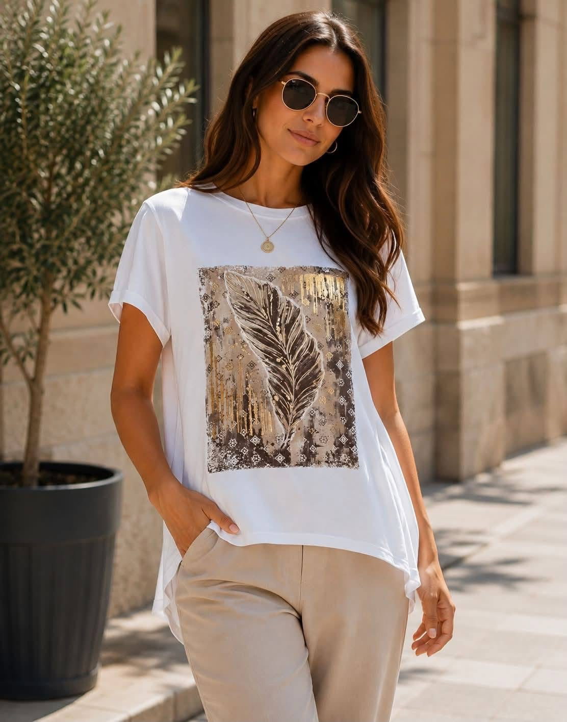 Feather Design T Shirt
