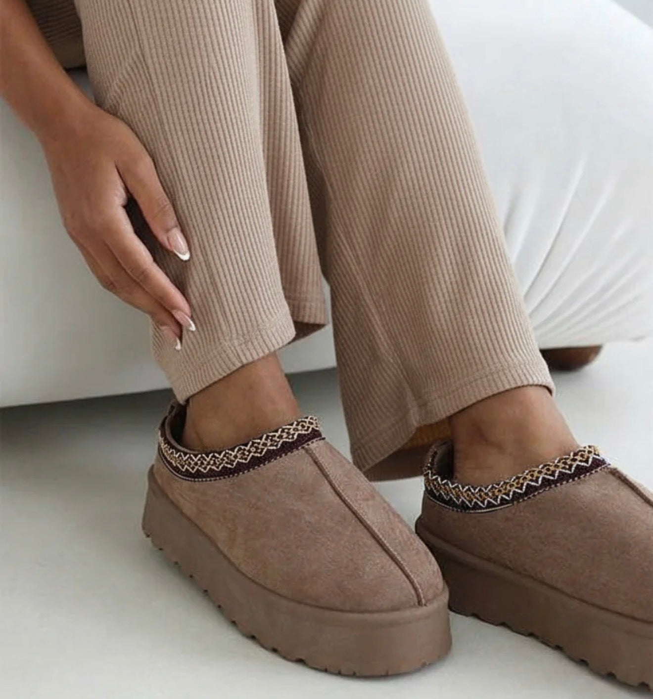 Platform Aztec Mules - Camel