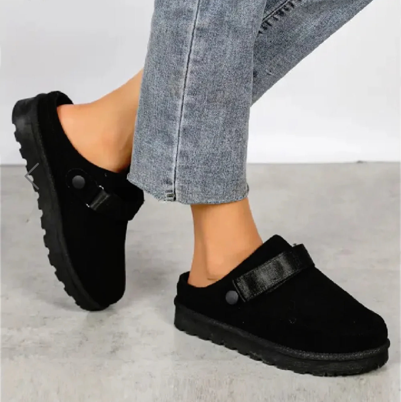 Clogs/Mules - Black