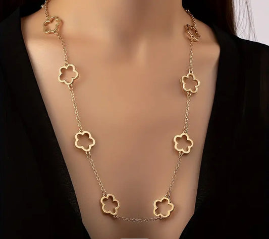 Long Clover Necklace - Gold