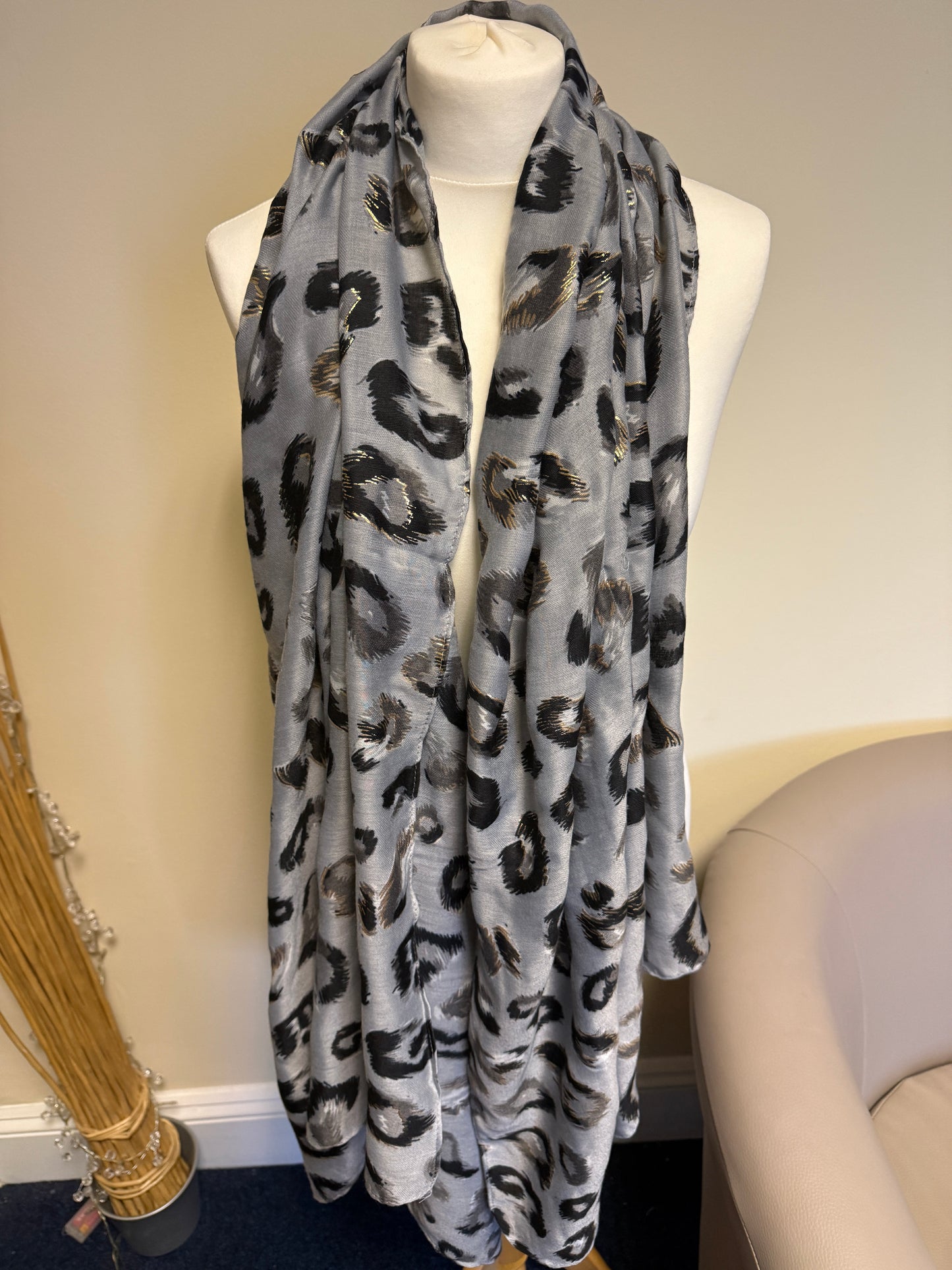 Leopard Print Scarf - Grey