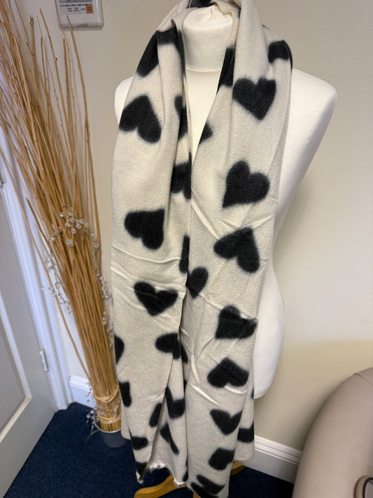 Heart Scarves - Black