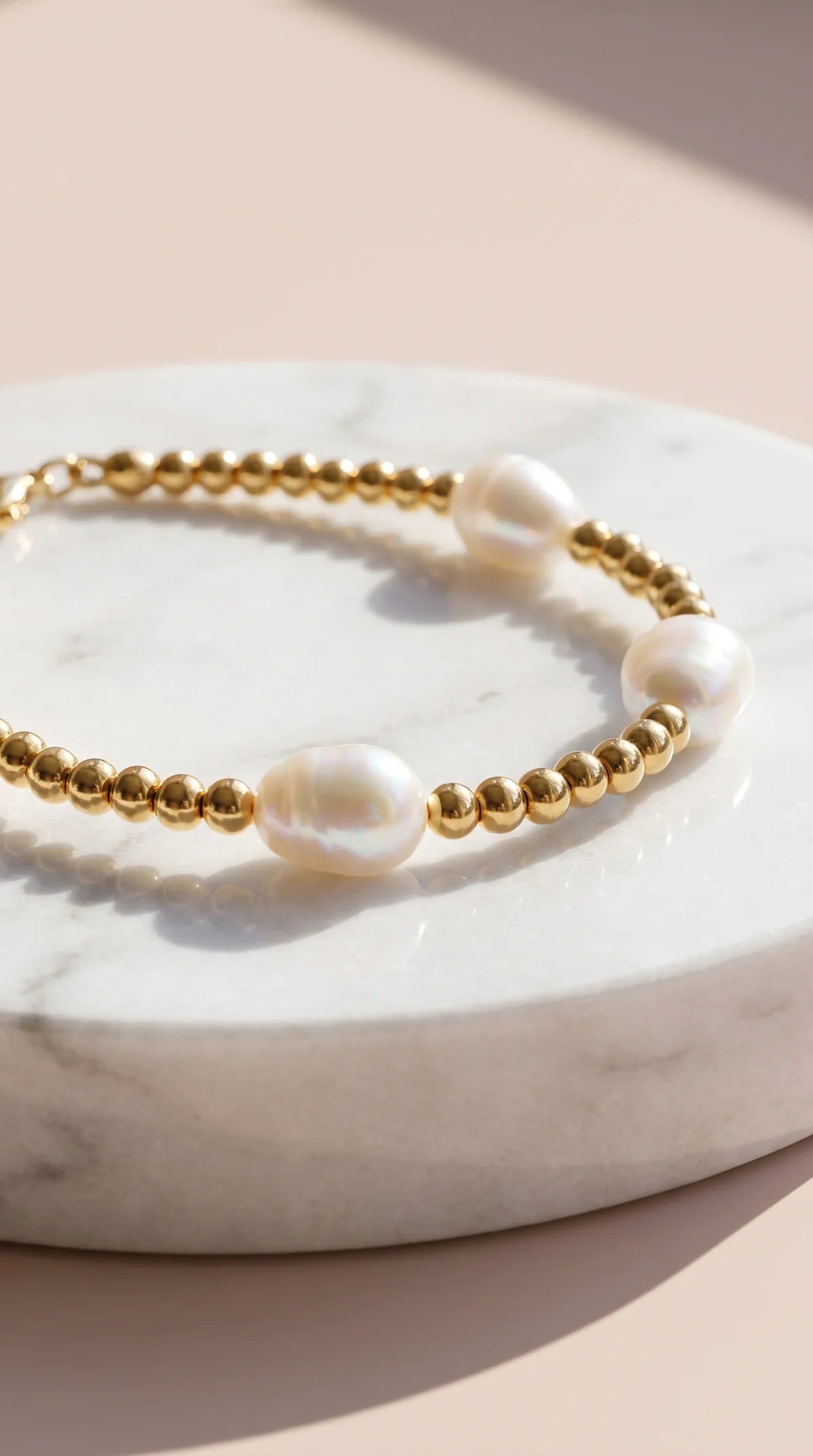 Freshwater Pearl Bracelet - Gold