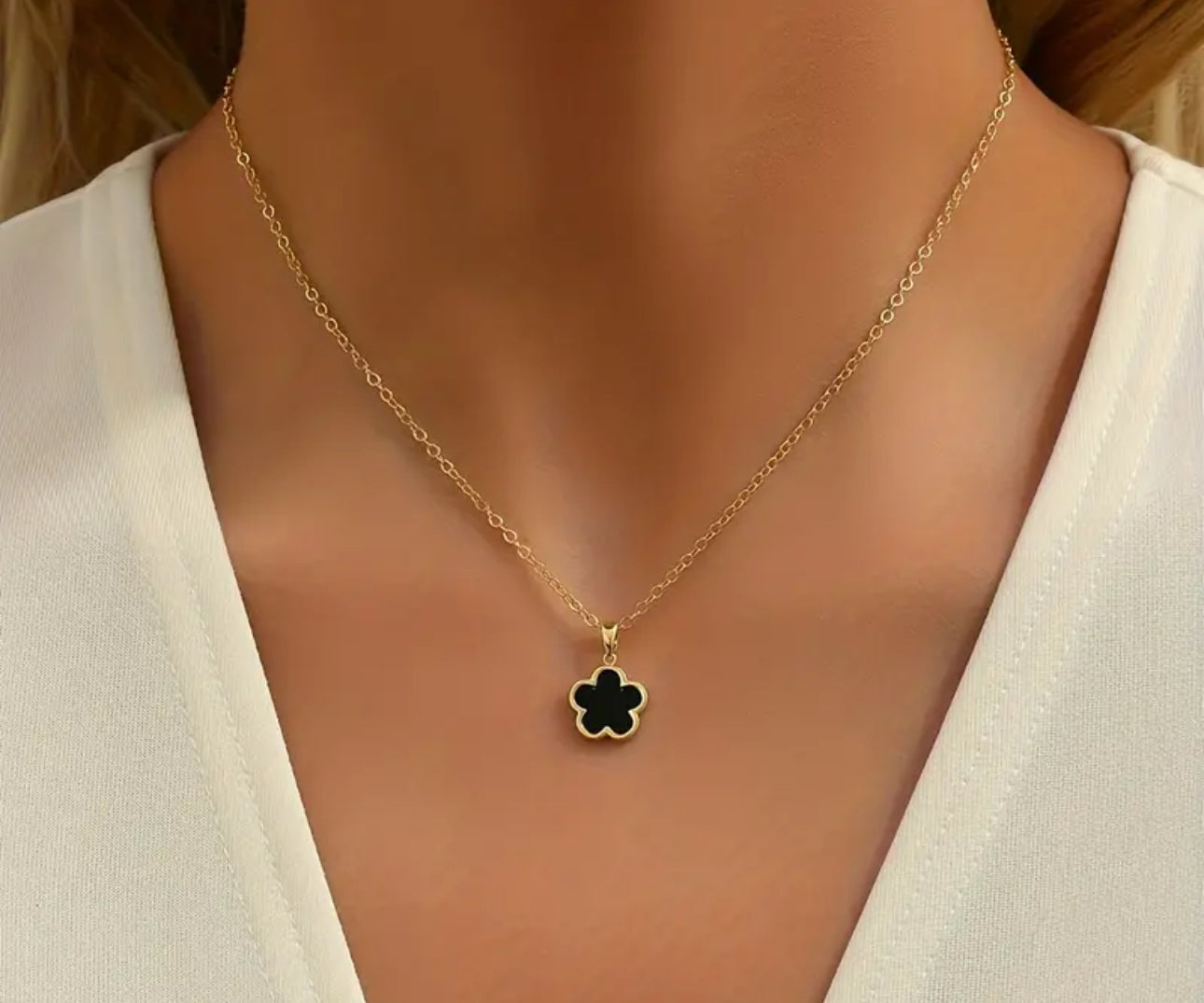 Clover Necklace - Gold/Black