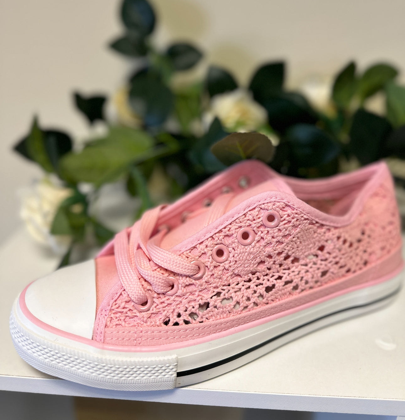 Lace Pumps - Pink