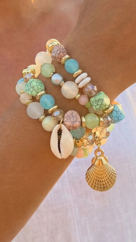 Shell Beaded Charm Bracelet - Pastel