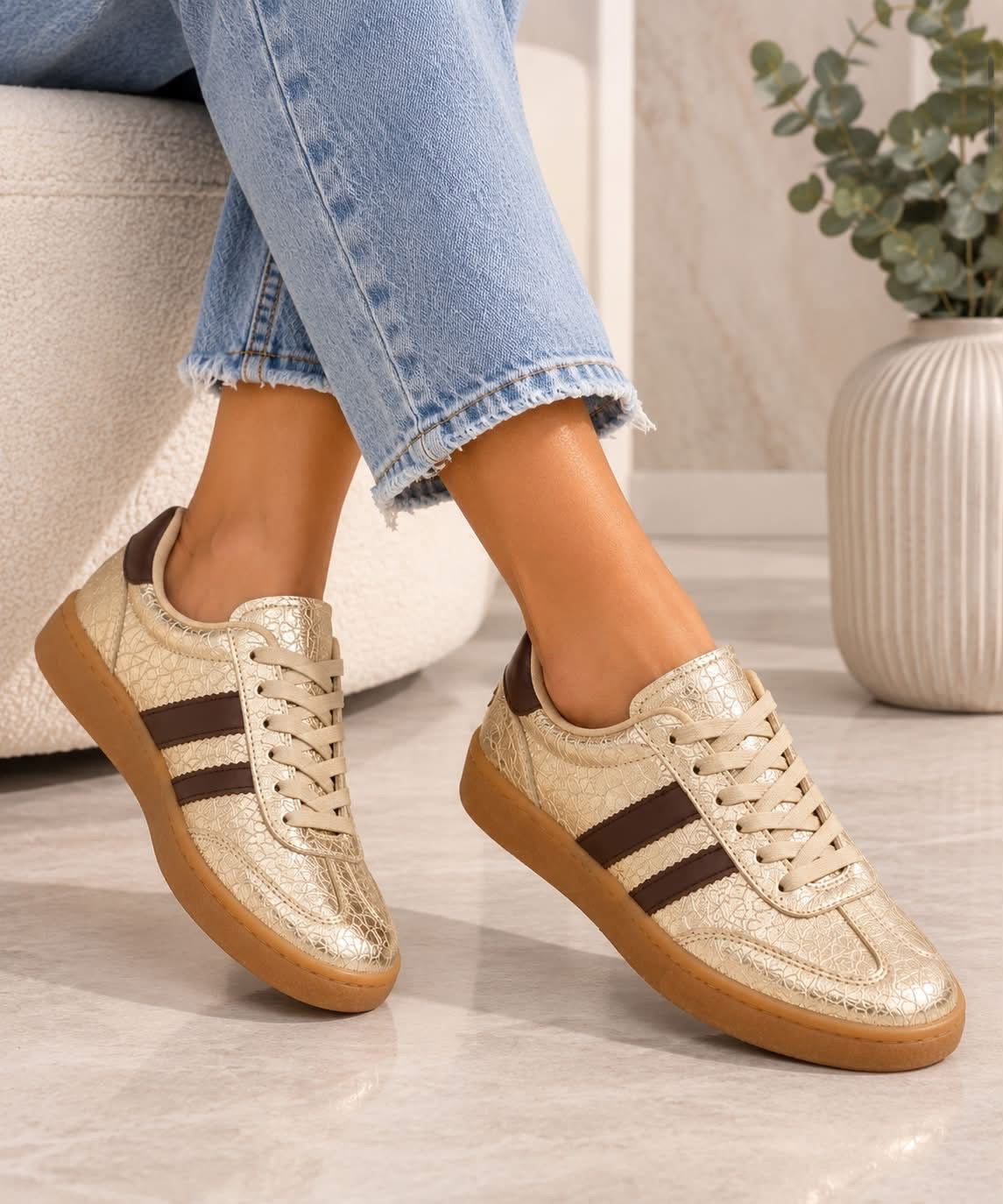 Lexi Stripe Trainers - Gold